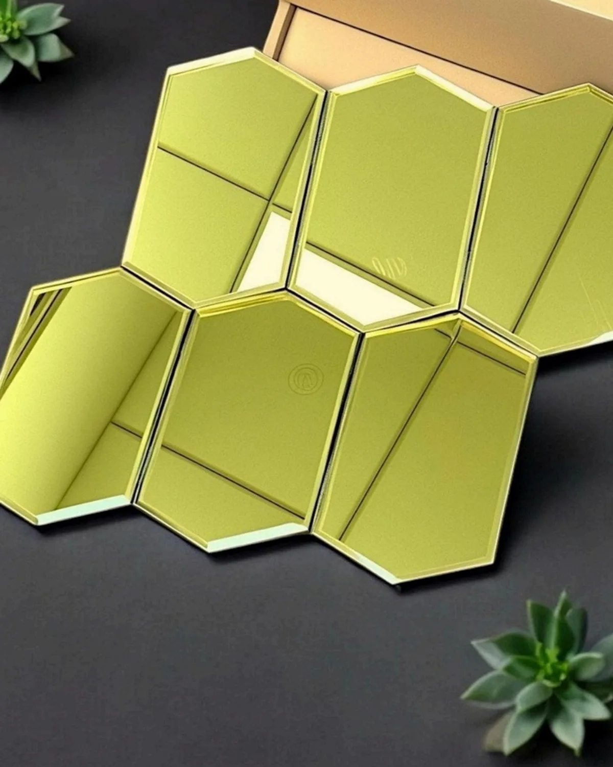 MT 29 Mosaic Tile, design #MT 29 (Gold)